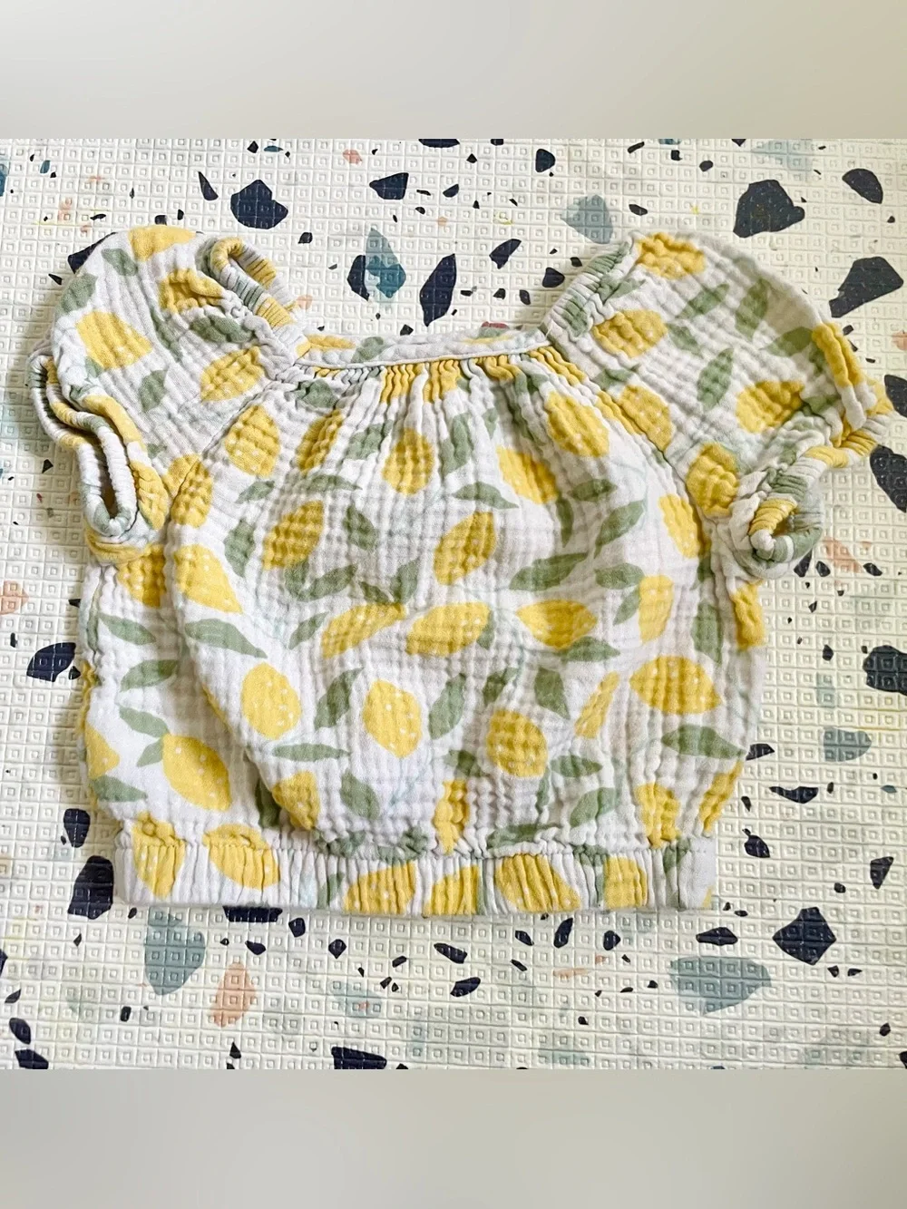 Cat & Jack Toddler Girls' Lemon Print Puff Sleeve Top - 18M
